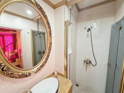 Sofia Boutique 9 - 67