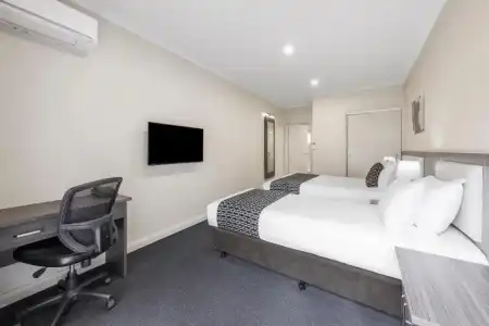 Quality Melbourne Airport - 40