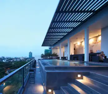 ME Colombo - 19