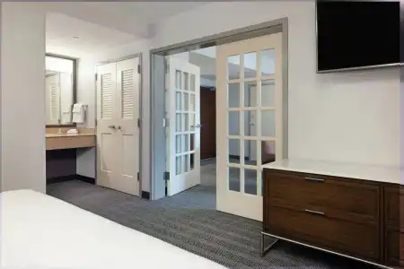 Courtyard by Marriott Boston-South Boston - 39