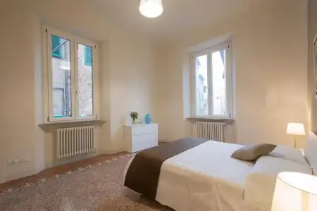 Regis Condo - 117