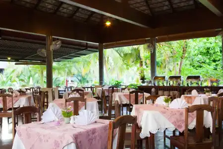 Royal Riverkwai Resort & Spa - 14
