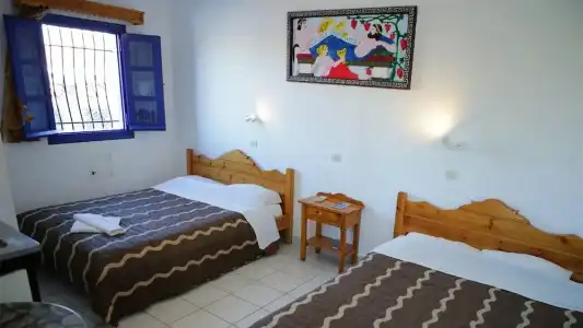 Studios Apartments Kapetanios - 4