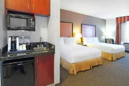 Holiday Inn Express & Suites Calgary S-Macleod Trail S by IHG - 46