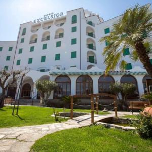 Grand Excelsior - 34