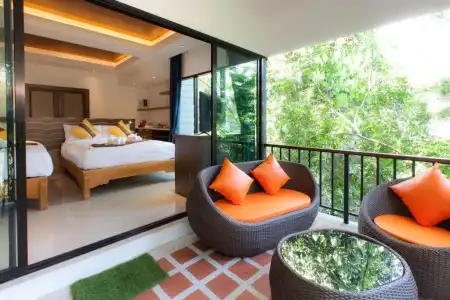 Rock And Treehouse Resort - 12