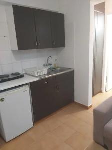 A. Maos Apartments - 33