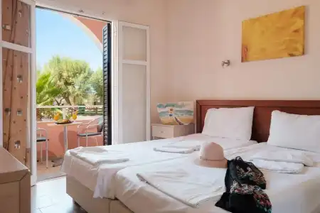 Canal D Amour Apartments - 2