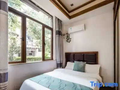 Tranquil Shores Holiday Apartments - 298