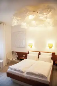 Boutique Krone München - 82