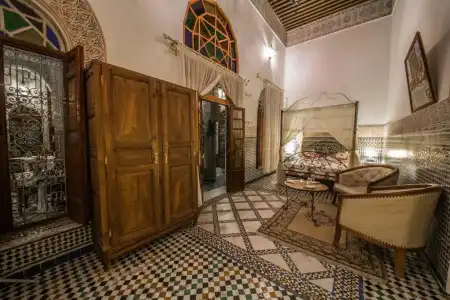 Riad Tara - 17