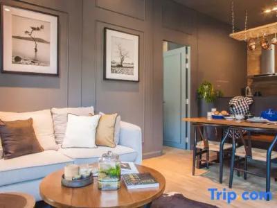 Saturdays Residence by Brown Starling Apart - 103
