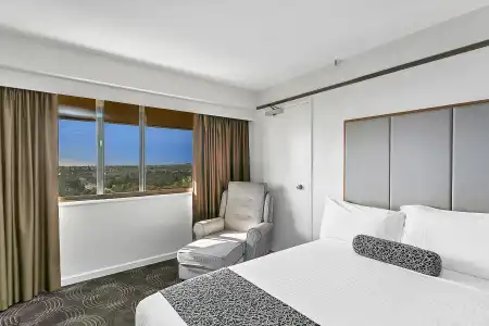Stamford Plaza Adelaide - 4