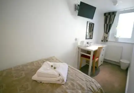 Atlantic Seafront Guest Accommodation - 26