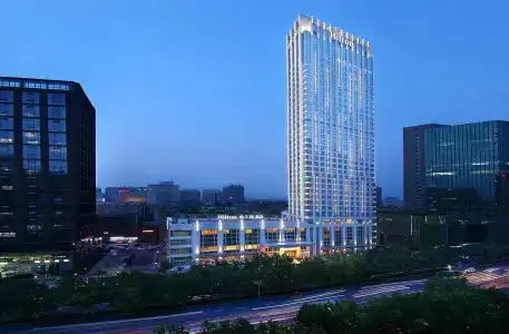 Hilton Zhengzhou - 26