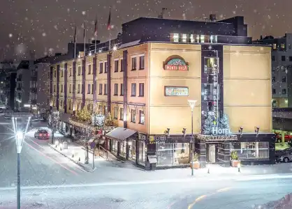 Arctic City - 16