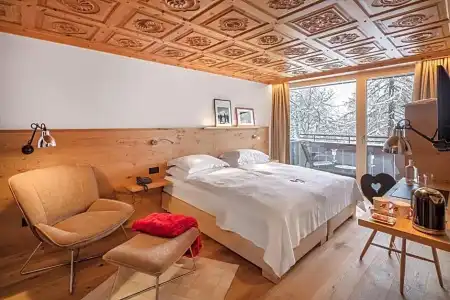 Swiss Alpine Allalin - 76