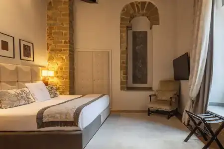 Donati Luxury Tower Suites - 187