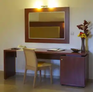 Parnis Palace Suites - 15