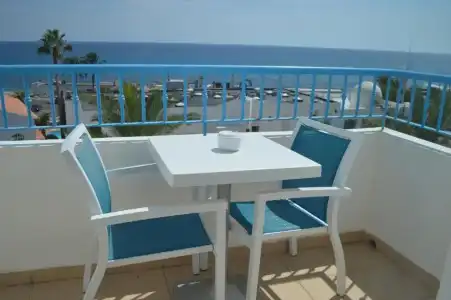 Punta del Cantal Suites - 73