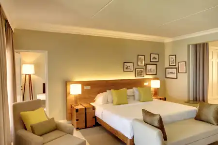 Outrigger Mauritius Beach Resort - 2