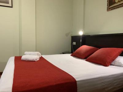 Hostal Hotil - 4