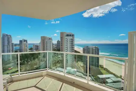 Pacific Views Resort - 21