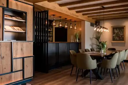 Hofker - 8