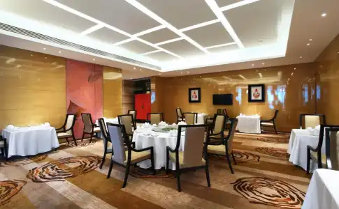 Holiday Inn Chengdu Oriental Plaza by IHG - 35