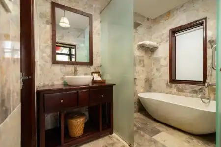 Little Town Villa - 37