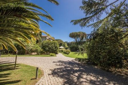 La Gaura Guest House - 15