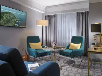 The Davenport - 45