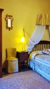 Tourist House - 28