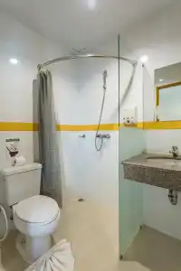 PJ Patong Resortel - 57