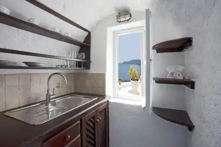 Alexander's Suites - 24