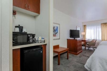Hampton Inn Anchorage - 50