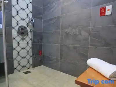 Happy Eight Resort Phuket Apart-hotel - 44