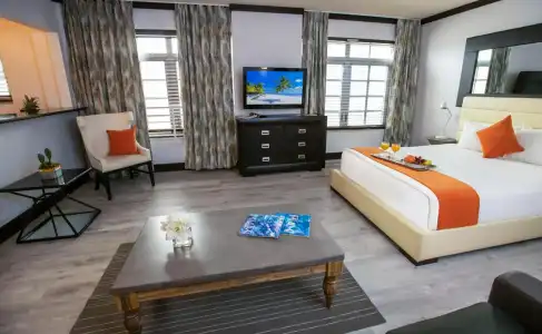 Lincoln Arms Suites - 17