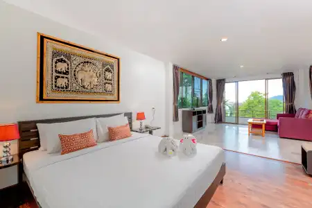 Club Bamboo Boutique Patong Beach Resort - 5