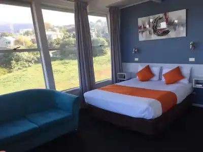 Waterfront Lodge Motel - 25