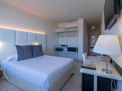 Ons Oceanfront - Adults Only - 43