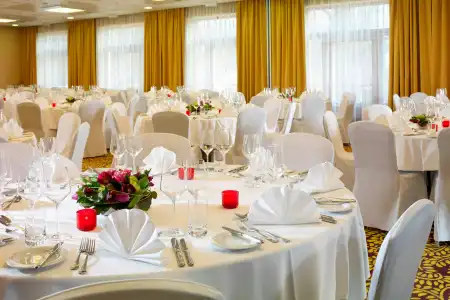 Courtyard By Marriott Pilsen - 23