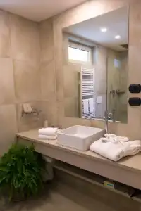 Al Campanile - Luxury Suites & Apartments - 28