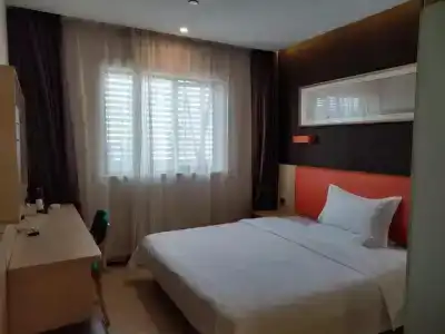 7Days Premium Shenzhen Dalang Commercial Center Branch - 4