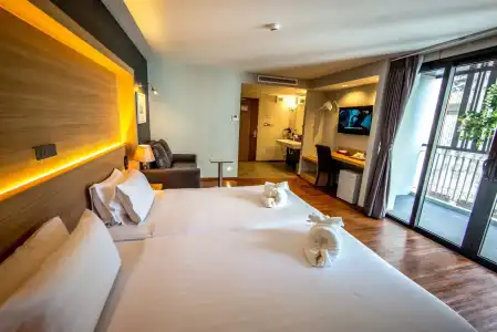 The Three Hat Yai - 5