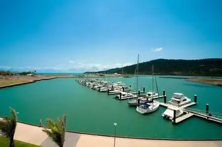 The Boathouse Apartments - 19
