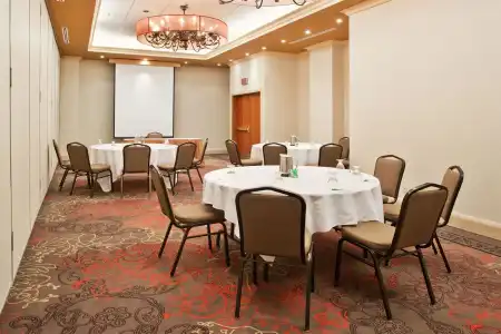 Holiday Inn & Suites Ottawa Kanata by IHG - 22
