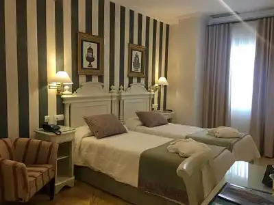 Adriano Boutique Sevilla - 28