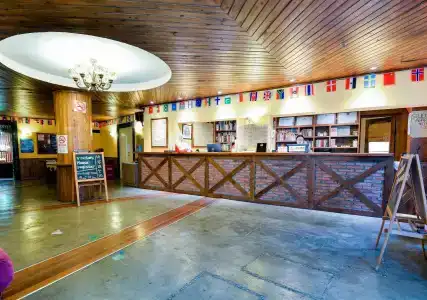 Le Tour Traveler's Rest Youth Hostel - 2