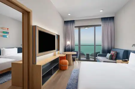 Hampton by Hilton Marjan Island - 2